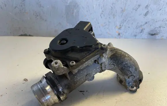 Renault Scenic III - Grand scenic III Throttle body valve 161A05457R