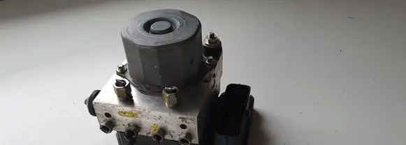 Nissan Pulsar ABS Pump