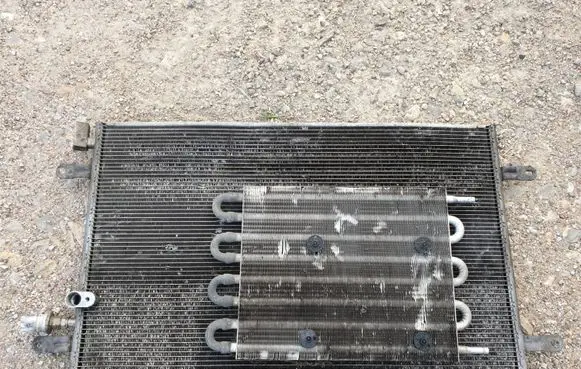 A/C cooling radiator (condenser)