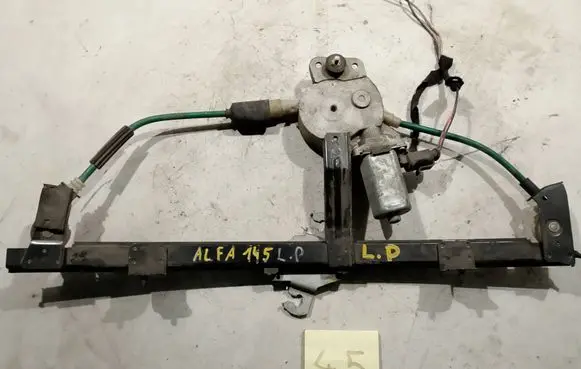Alfa Romeo 145 - 146 Front door manual window regulator 46761606