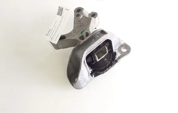 Nissan Qashqai Engine mount bracket 112846249R