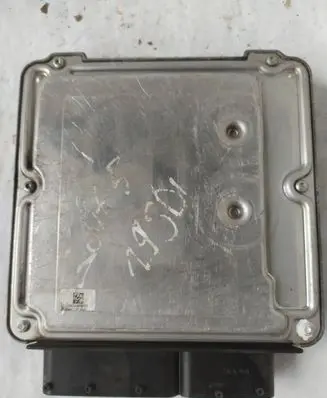 Volkswagen Touran I Engine control unit/module 03G906016LD 0281013876