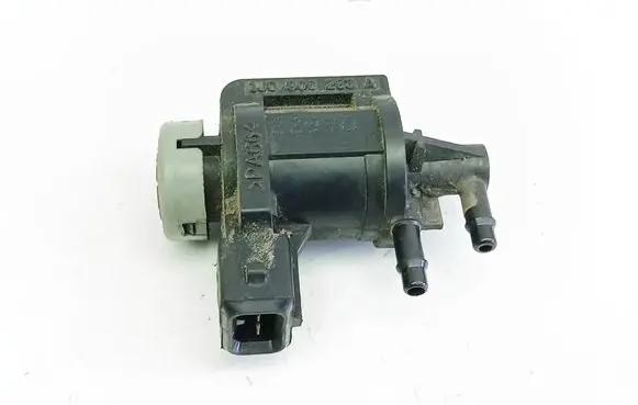 Audi A6 S6 C5 4B Turbo solenoid valve 1J0906283A