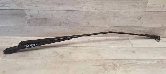 Citroen C5 Front wiper blade arm