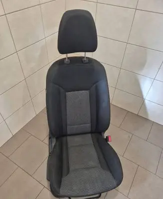 Hyundai i40 Front passenger seat 
