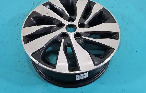 R17 alloy rim