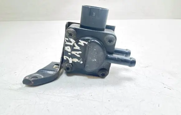 Toyota RAV 4 (XA30) Exhaust gas pressure sensor 8948042010