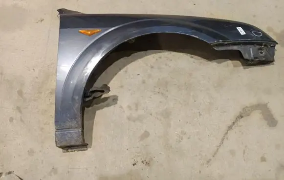 Ford Mondeo Mk III Fender 