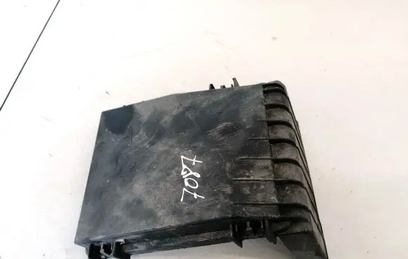 Volkswagen Caddy Fuse box cover 1K0937132D