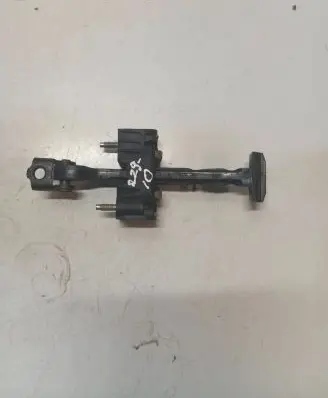 Volvo V60 Rear door check strap stopper 31298467