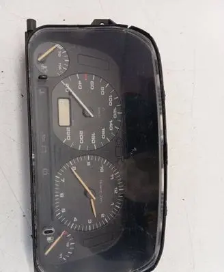 Volkswagen Golf III Speedometer (instrument cluster) 1H6919033B
