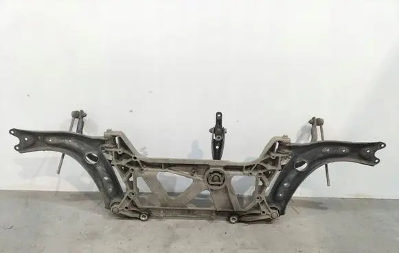 Volkswagen PASSAT B8 Front subframe 3Q0199369E