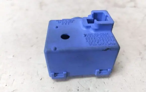 Toyota Avensis T270 Other relay 8665250010