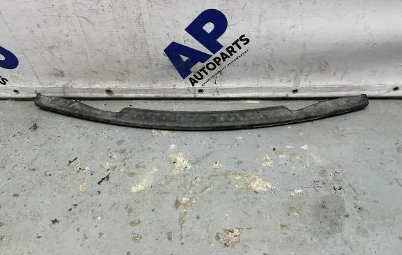 Front bumper foam support bar