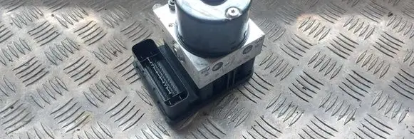 BMW 1 E81 E87 ABS Pump 6789301 34516789300