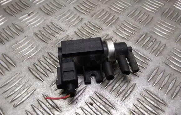Volkswagen Phaeton Turbo solenoid valve 1J0906627C
