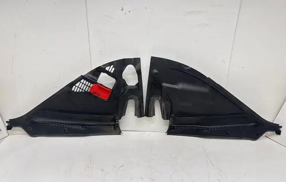 BMW 4 F36 Gran coupe Wiper trim 7265120 7265119