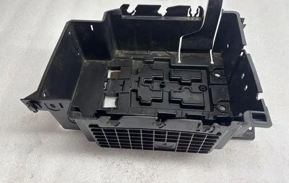 Citroen C3 Battery box tray 00049100