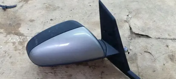 Mitsubishi Colt Front door electric wing mirror