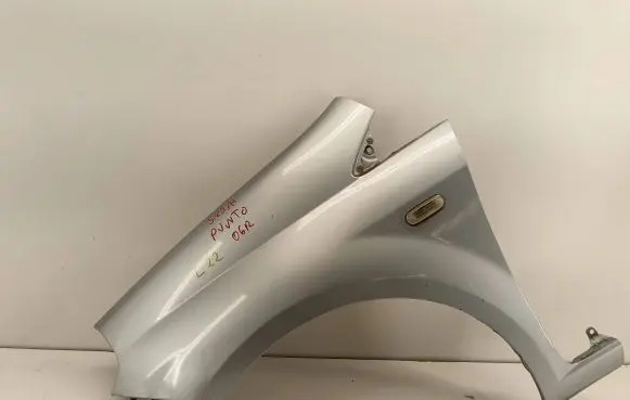 Fiat Punto (199) Fender