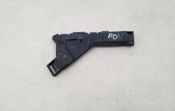 Opel Insignia A Front bumper mounting bracket 13238444
