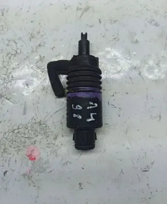 Audi A4 S4 B5 8D Windscreen/windshield washer pump