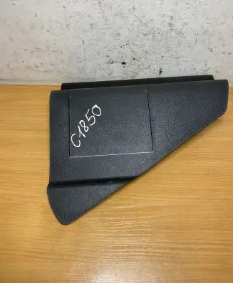 Mercedes-Benz Vito Viano W447 Front sill trim cover A4476801306 C1850