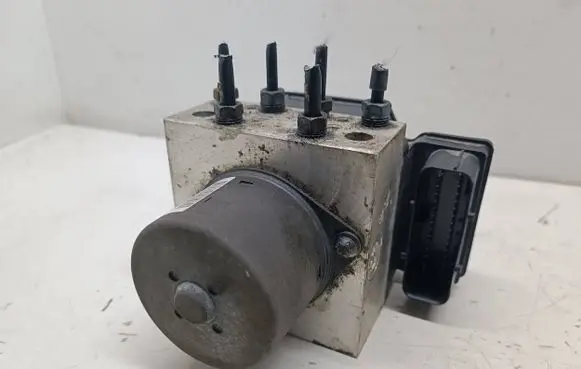 Mini One - Cooper Clubman R55 ABS Pump 17723708 6858542