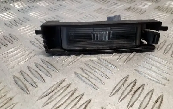 Toyota Auris E180 Number plate light