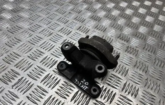 Audi A4 S4 B6 8E 8H Gearbox mounting bracket 8E0399115F