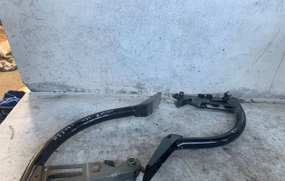 Opel Insignia A Tailgate/trunk/boot hinge