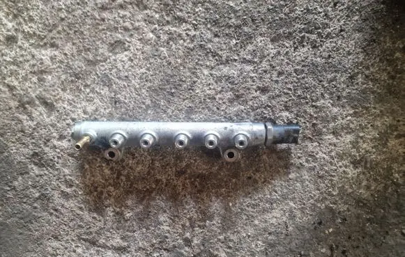 Nissan Primastar Fuel main line pipe 0445214042