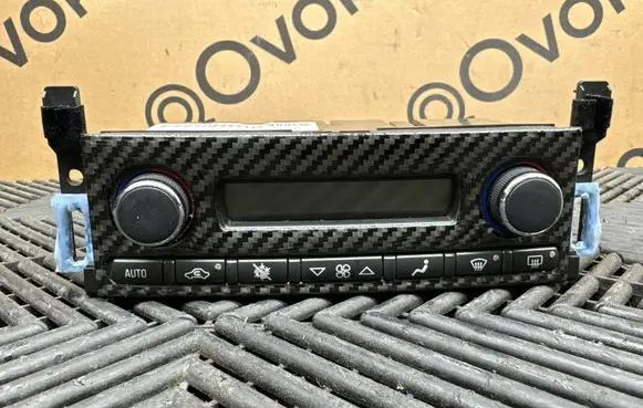 Chevrolet Corvette C6 Climate control unit 15858813