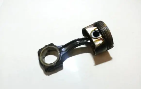 Piston