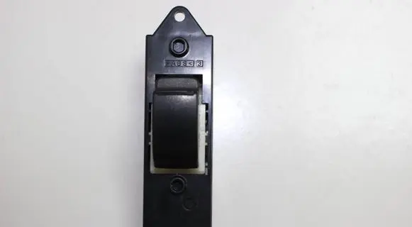 Mitsubishi ASX Electric window control switch MR587944 C8DD411MB 1924T11CD