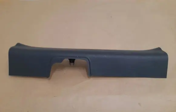 KIA Sportage Front sill trim cover 858713U010