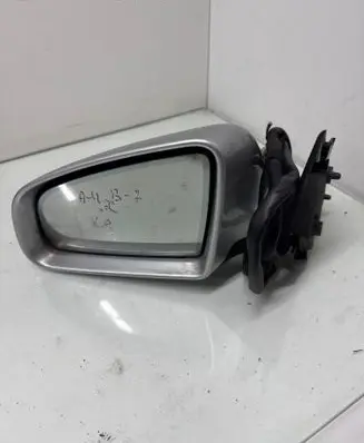 Audi A4 S4 B7 8E 8H Front door electric wing mirror