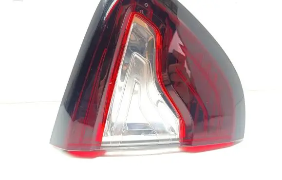 Renault Captur Tailgate rear/tail lights 265554078R