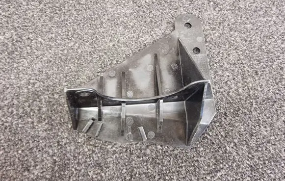 Land Rover Discovery 5 Other engine bay part FPLA8A586AA