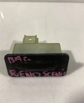 Renault Scenic I Tailgate/trunk/boot exterior handle 8200000900