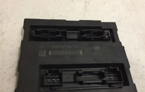 Audi A4 S4 B8 8K Comfort/convenience module 8K0907064AL