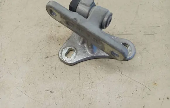 Mercedes-Benz CLK A209 C209 Front door upper hinge 