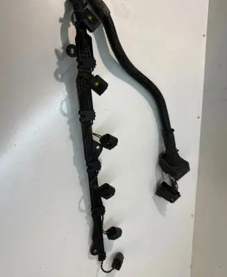 BMW 5 F10 F11 Fuel injector wires 780967906