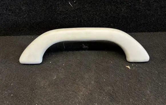 Volkswagen PASSAT B5.5 Rear interior roof grab handle 3B0857607C