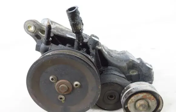 Rover 45 Power steering pump PEU102920