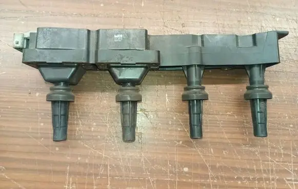 Citroen C4 I High voltage ignition coil 