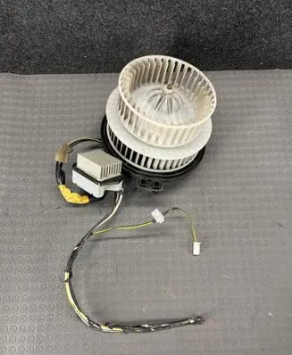 Toyota Prius (XW20) Heater fan/blower 2464511650 1940001390 8716547020
