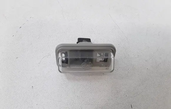 Toyota Avensis T250 Number plate light 001479