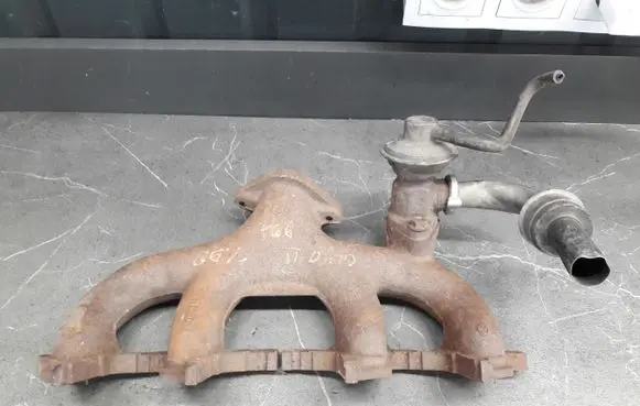 Renault Kangoo I Exhaust manifold H106052
