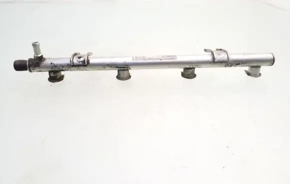 Mercedes-Benz Vaneo W414 Fuel main line pipe 96614003 96610003